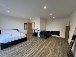 1 Bed Flat w/parking / Near Glenfield Hospital - 5