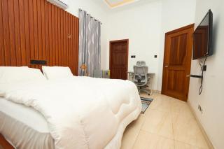 2 Private Rooms at Tamarind Guesthouse East Legon - 9