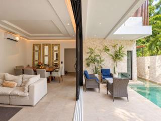 Elegant 4 Bedroom Villa, Gated Access & Personalized Concierge - 1