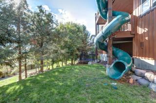 Summit & Slide Adventure Lodge - 5