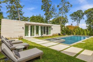 RoveTravel - Lincoln Villa - Home with Pool & Hot Tub - 7