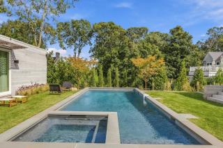 RoveTravel - Lincoln Villa - Home with Pool & Hot Tub - 5