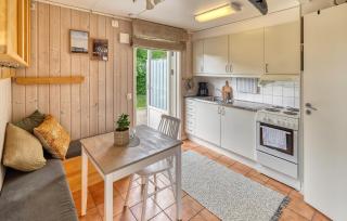 Amazing Home In Varberg With Heated Swimming Pool - 5