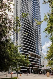 Luxury 1607 Condo in Downtown Miami 1BR 1BAT - 2