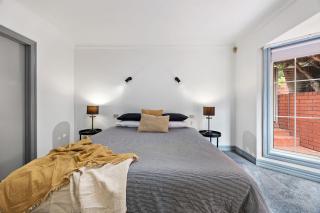 The Laneway - 3BR, Pet Friendly, Walk to CBD - 5