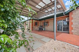 The Laneway - 3BR, Pet Friendly, Walk to CBD - 3