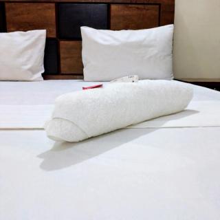 Jinnah Avenue inn Guest House - 3