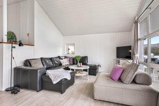C11673 Hemmet - Horsfold 22 - 2
