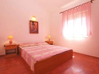 Apartments near Beach in Valbandon-Istrien 44833 - 4