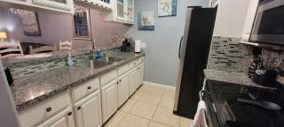 Swanky 2 Bedroom, Easy Walk to Beach Mar y Sol II # 1 - 5