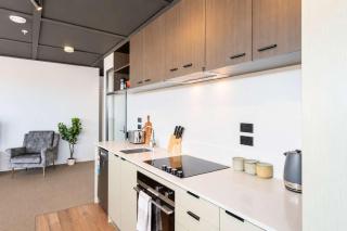 Vibrant 3BR Petone Stay with Foosball & City Views - 1