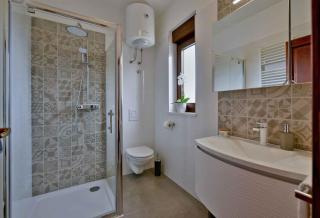 Holiday Home with Pool in Galizana-Istrien 33429 - 1