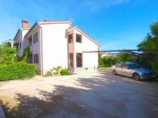 Villa with Pool in Valbandon-Istrien 44344 - 7