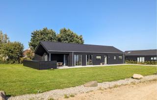 4 Bedroom Cozy Home In Haderslev - 2