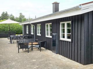 Spacious home for 6 in Lokken - 4