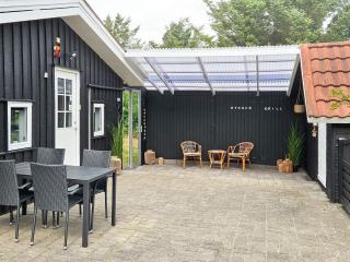 Spacious home for 6 in Lokken - 5