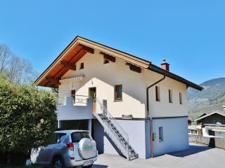 Apartment in Niedernsill near Ski Slopes - 9
