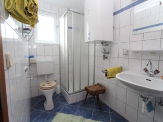 Characterful old farmhouse with 4 apartments in Fresach Carinthia with garden - Fresach - 2