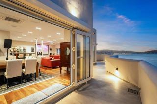 Middle Harbour – Grand Wellington Harbour Estate - 7