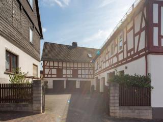 Delightful holiday home in Battenberg near forest - 8