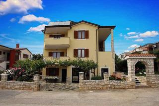 Apartments near Beach in Novigrad-Istrien 44247 - 9