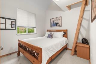 Schweitzer Summit View Retreat in Sandpoint ID - 7