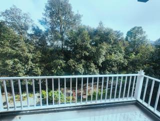 The Oakwoods - 1
