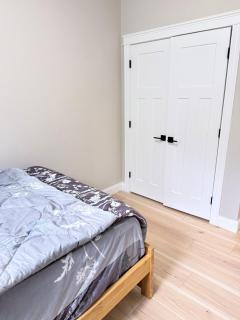 Beautiful 2 bed and 1 bath - 3