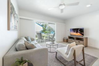 Next to Ritz Carlton, Oceanview 1BR on Seven Mile Beach - 8