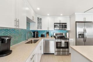 Next to Ritz Carlton, Oceanview 1BR on Seven Mile Beach - 1