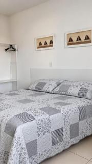 PONTA VERDE - Quiet-bright Flat - 3 min da Praia - 8