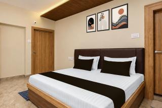 Hotel O M8 Guest house - 9