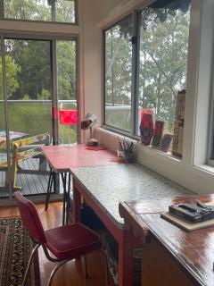 Artists home above rainforest sleeps 10 with pool - 7