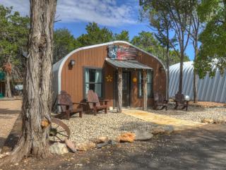 Terracotta Haven Hot Tub, Pool & Games, Sleeps 26 - Wimberley - 8