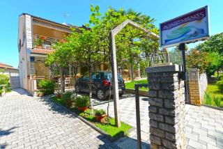 Apartments with A - C in Porec-Istrien 44265 - 6