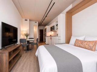 City & River View Suite - The Wharf DC by Monthier - 9