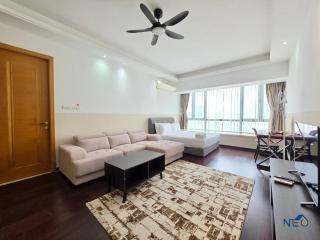 R&F Princess Cove CIQ Premium Sea & City view Suites by NEO - 1