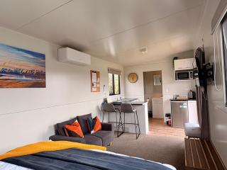Stunted Totara, Unit 4 - 0