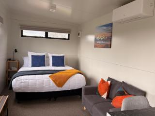 Stunted Totara, Unit 4 - 4