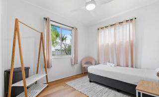 Cottage on Cormorant - 2