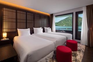 Oasis Bay Party Cruise - Ha Long Bay Tour - 7