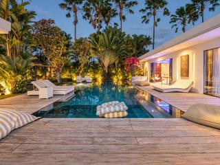 Rosa Paradise - Luxury 4BR villa in Seminyak - 3