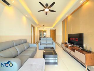 R&F Princess Cove CIQ Premium Sea & City view Suites by NEO - 7