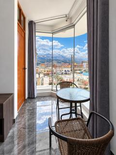 Siana View Hotel - 1
