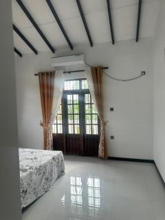 Sebastian Guest House - 6