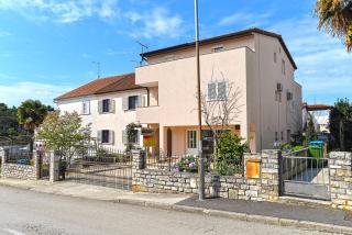 Apartments with A - C in Porec-Istrien 42534 - 1