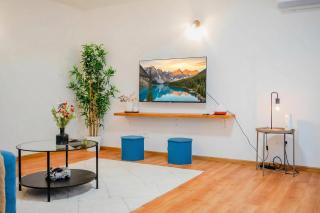 Peaceful Nest In City Center - Happy Rentals - 9