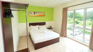 Swing & Pillows - Golden Roof Hotel Falim, Ipoh - 5