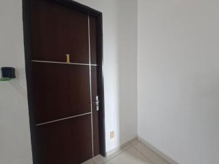 Alpine Homestay Room only - 8