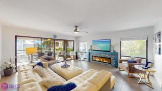 Luxury, Exclusive Building, Ocean Views, and Private Rooftop Sundeck - 8